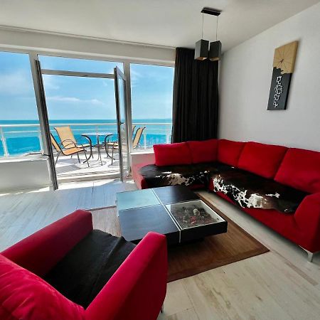 Modern Beachfront Apartment With Pool Ravda Eksteriør billede